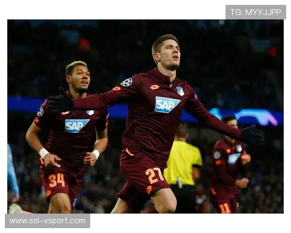 克拉马里奇点球戴帽，霍芬海姆进攻行云流水