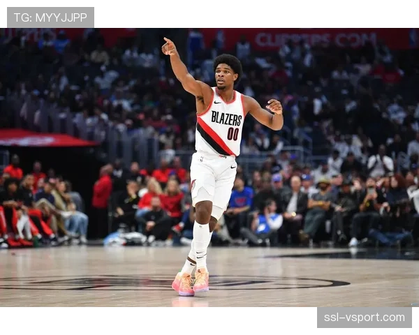 开拓者新秀后卫亨德森因脚踝扭伤,预计缺席两周